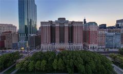 Hilton Chicago