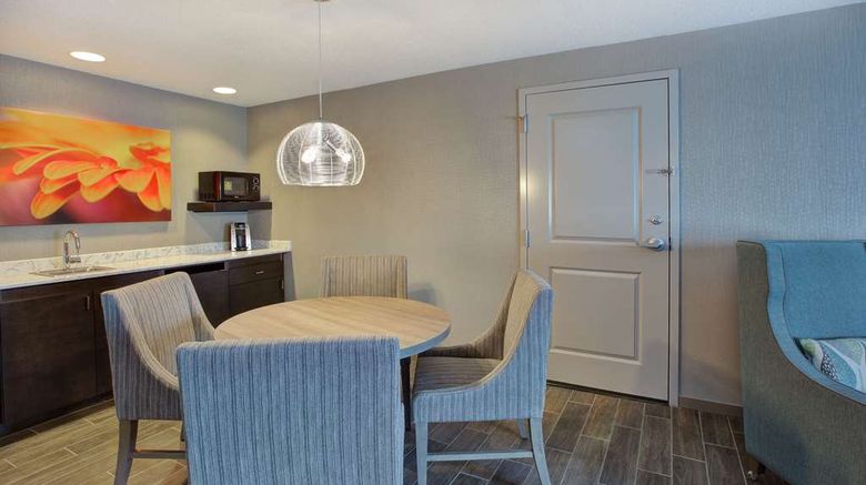 <b>Hilton Garden Inn Chesterton Room</b>. Images powered by <a href="https://iceportal.shijigroup.com/" title="IcePortal" target="_blank">IcePortal</a>.