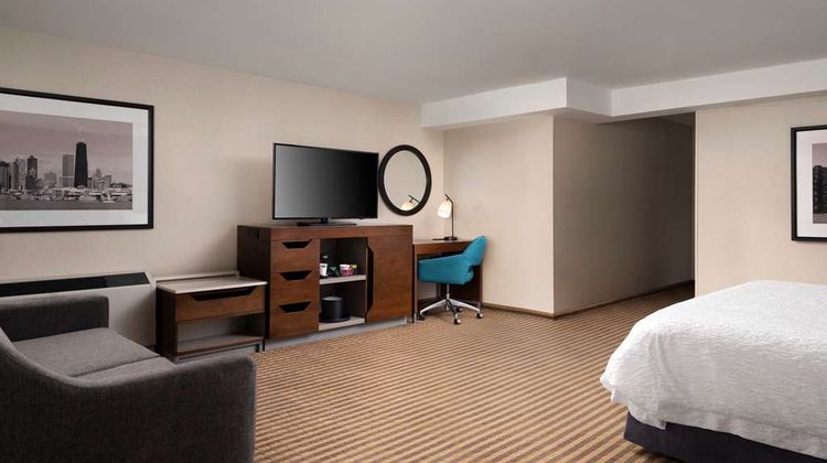 Hampton Inn Downtown/Magnificent Mile Room