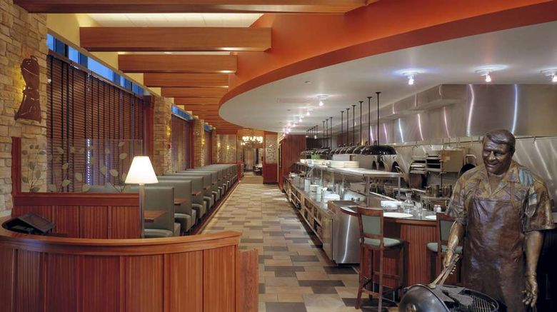 <b>Hilton Garden Inn Chicago Downtown Hotel Restaurant</b>. Images powered by <a href="https://iceportal.shijigroup.com/" title="IcePortal" target="_blank">IcePortal</a>.