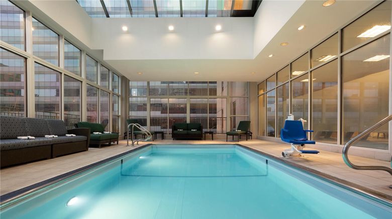 <b>Hilton Garden Inn Chicago Downtown Hotel Pool</b>. Images powered by <a href="https://iceportal.shijigroup.com/" title="IcePortal" target="_blank">IcePortal</a>.