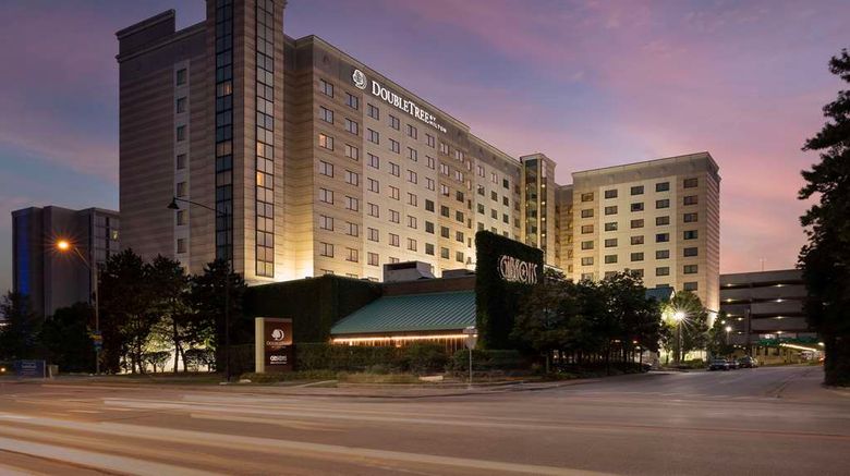 <b>Doubletree Hotel Chicago O'Hare Rosemont Exterior</b>. Images powered by <a href="https://iceportal.shijigroup.com/" title="IcePortal" target="_blank">IcePortal</a>.