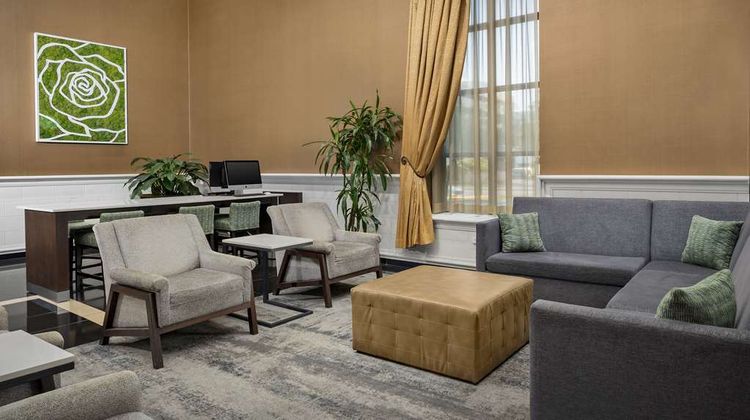 Doubletree Hotel Chicago O'Hare Rosemont Lobby