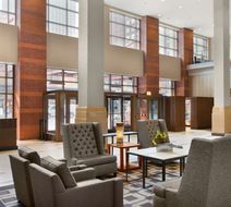 Embassy Suites Chicago Downtown Lobby