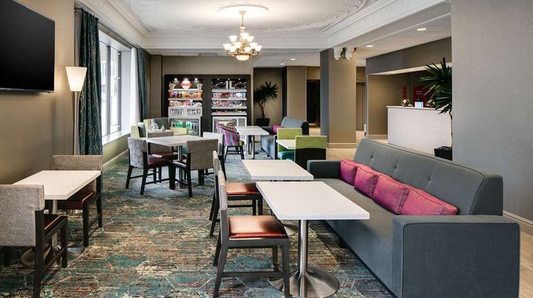 Hampton Inn Freeport Lobby