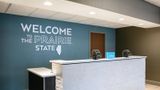 <b>Hampton Inn Freeport Lobby</b>. Images powered by <a href="https://iceportal.shijigroup.com/" title="IcePortal" target="_blank">IcePortal</a>.