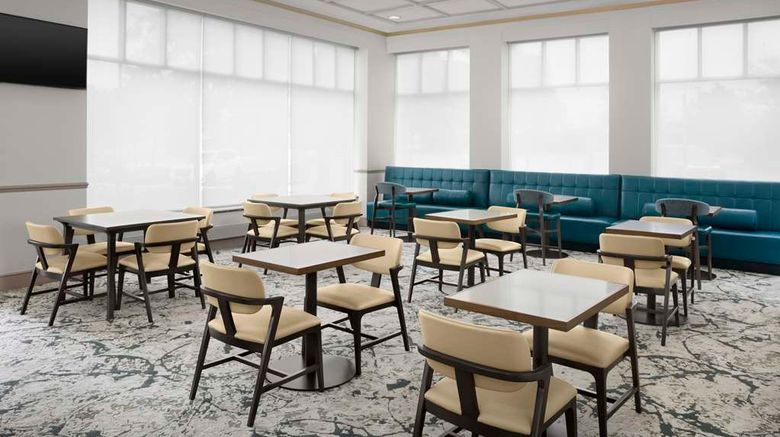 <b>Hilton Garden Inn Hoffman Estates Restaurant</b>. Images powered by <a href="https://iceportal.shijigroup.com/" title="IcePortal" target="_blank">IcePortal</a>.