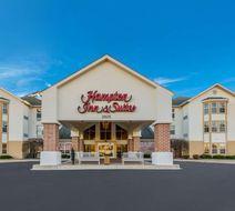 Hampton Inn & Suites Hoffman Estates Exterior