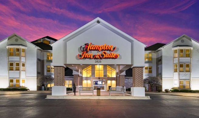 Hampton Inn & Suites Hoffman Estates Exterior