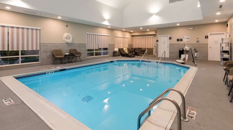 Hampton Inn & Suites Hoffman Estates Pool