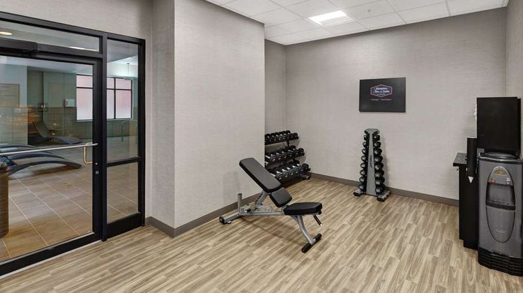 Hampton Inn & Suites Chicago Downtown Health