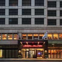 Hampton Inn & Suites Chicago Downtown