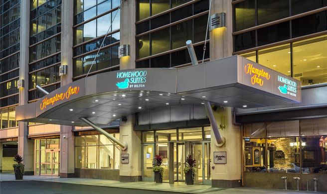 Homewood Suites Chicago Magnificent Mile Exterior