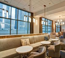 Homewood Suites Downtown Chicago Lobby