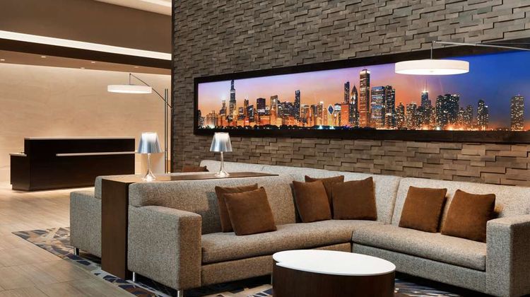 Embassy Suites Chicago/Lombard-Oak Brook Lobby