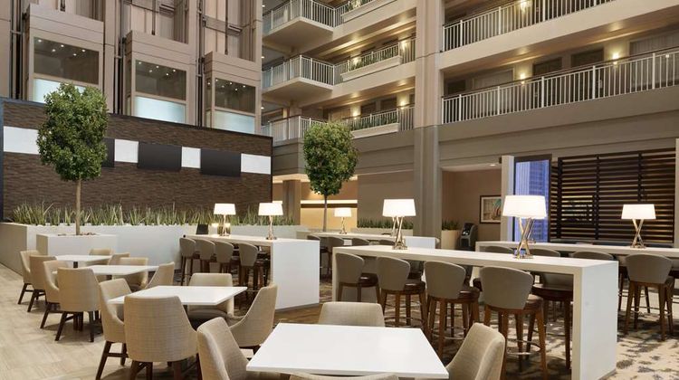 Embassy Suites Chicago/Lombard-Oak Brook Lobby