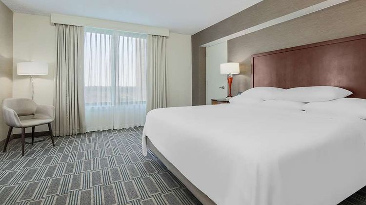 Embassy Suites Chicago/Lombard-Oak Brook Room