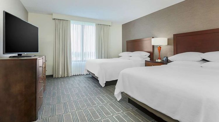 Embassy Suites Chicago/Lombard-Oak Brook Room