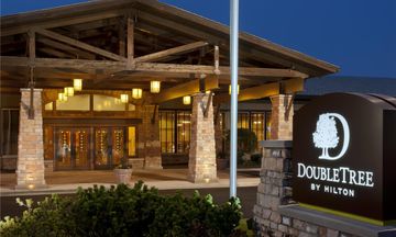 Doubletree Hotel Libertyville-Mundelein