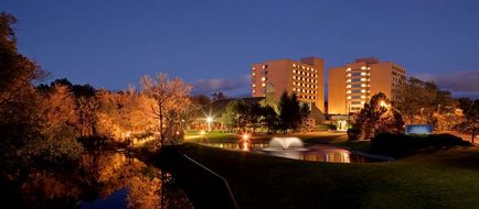Hilton Chicago Northbrook Exterior
