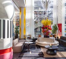 theWit Chicago, a Hilton Hotel Lobby