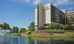 Doubletree by Hilton Chicago - Oak Brook
