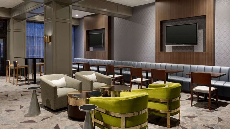 Hilton Chicago/Oak Brook Suites Restaurant