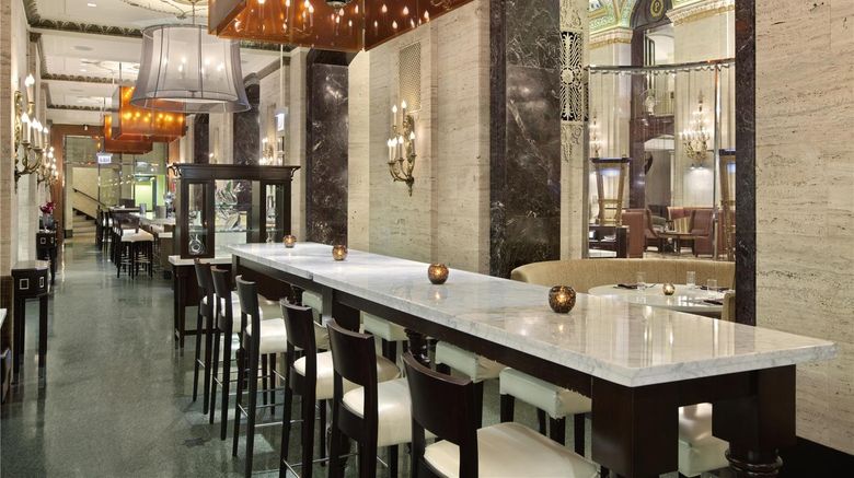 <b>Palmer House, a Hilton Hotel Restaurant</b>. Images powered by <a href="https://iceportal.shijigroup.com/" title="IcePortal" target="_blank">IcePortal</a>.