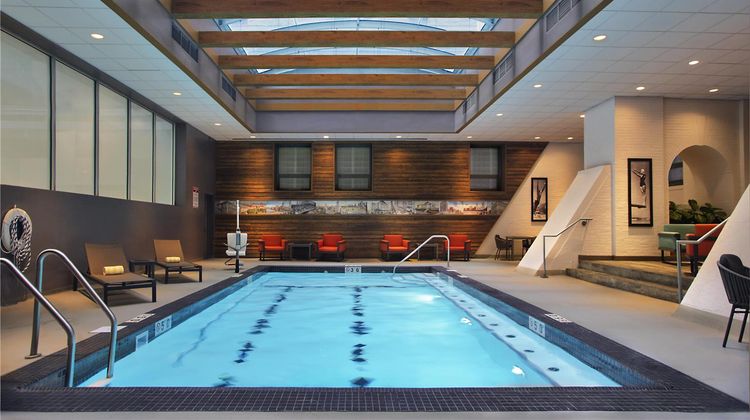 Palmer House, a Hilton Hotel Pool