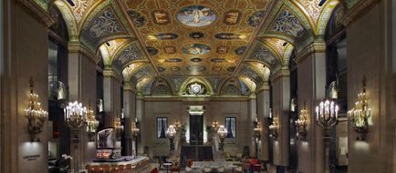 Palmer House, a Hilton Hotel Lobby