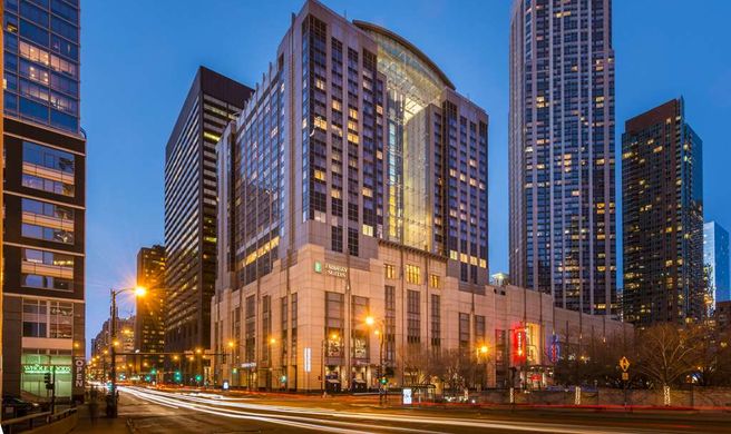 Embassy Suites Downtown Magnificent Mile Exterior