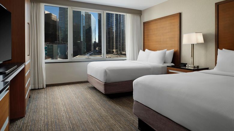 <b>Embassy Suites Downtown Magnificent Mile Room</b>. Images powered by <a href="https://iceportal.shijigroup.com/" title="IcePortal" target="_blank">IcePortal</a>.