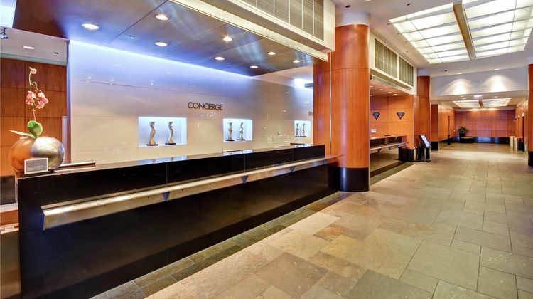 Embassy Suites Downtown Magnificent Mile Lobby