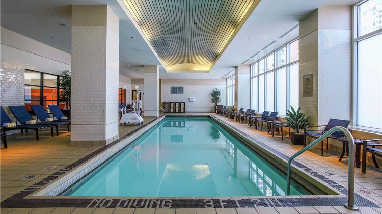 Embassy Suites Downtown Magnificent Mile Pool