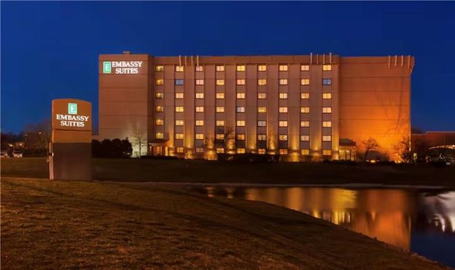 Embassy Suites Exterior