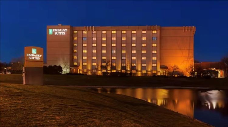 Embassy Suites Exterior