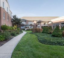 Hilton Garden Inn St Charles Exterior