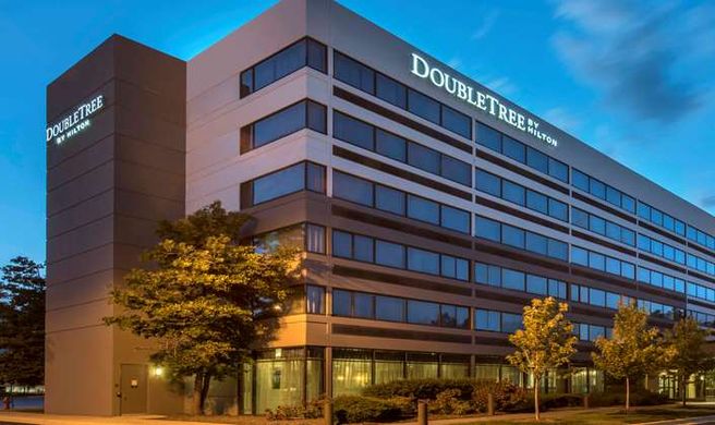 Doubletree Hotel Chicago/Schaumburg Exterior