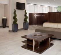 Doubletree Hotel Chicago/Schaumburg Lobby