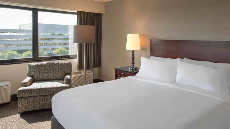 Doubletree Hotel Chicago/Schaumburg Room