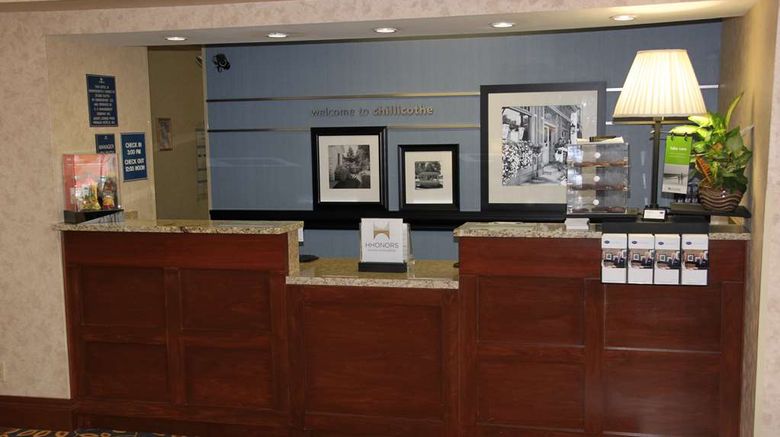 <b>Hampton Inn & Suites Chillicothe Lobby</b>. Images powered by <a href="https://iceportal.shijigroup.com/" title="IcePortal" target="_blank">IcePortal</a>.