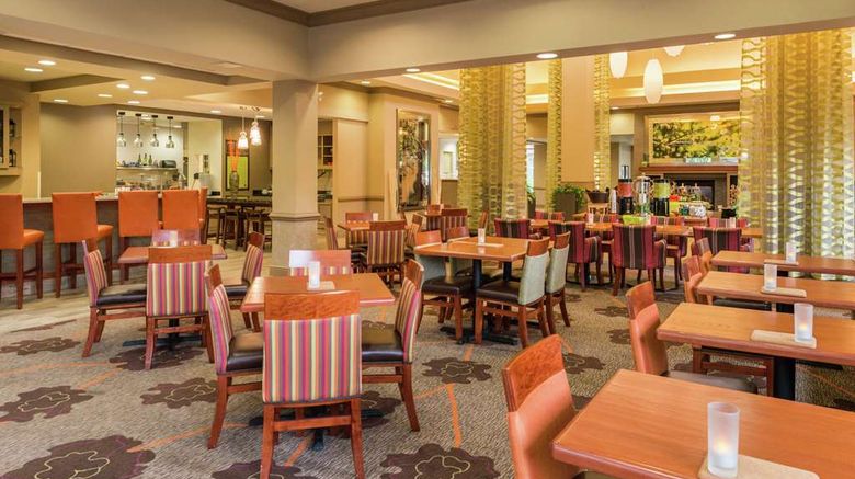<b>Hilton Garden Inn Charlottesville Restaurant</b>. Images powered by <a href="https://iceportal.shijigroup.com/" title="IcePortal" target="_blank">IcePortal</a>.