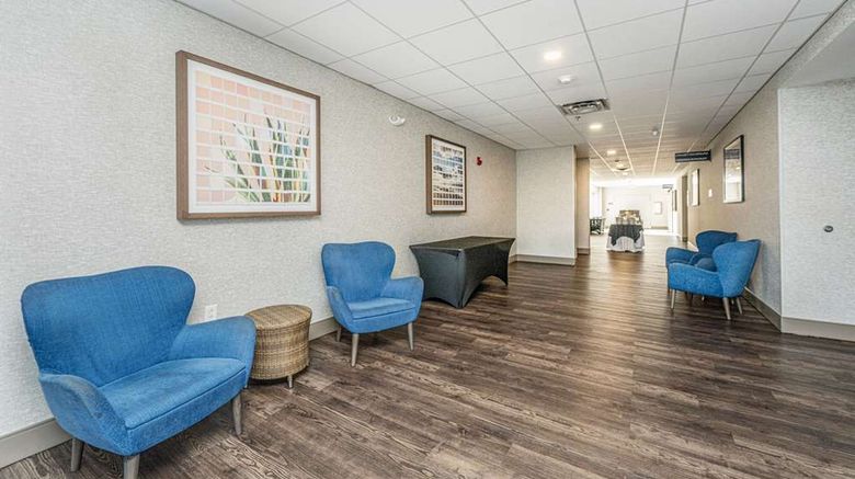 <b>Hilton Garden Inn Airport Meeting</b>. Images powered by <a href="https://iceportal.shijigroup.com/" title="IcePortal" target="_blank">IcePortal</a>.