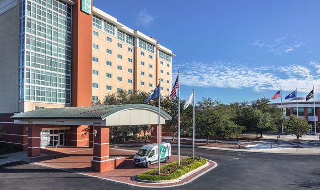 Embassy Suites Convention Center Exterior