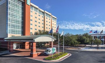 Embassy Suites Convention Center