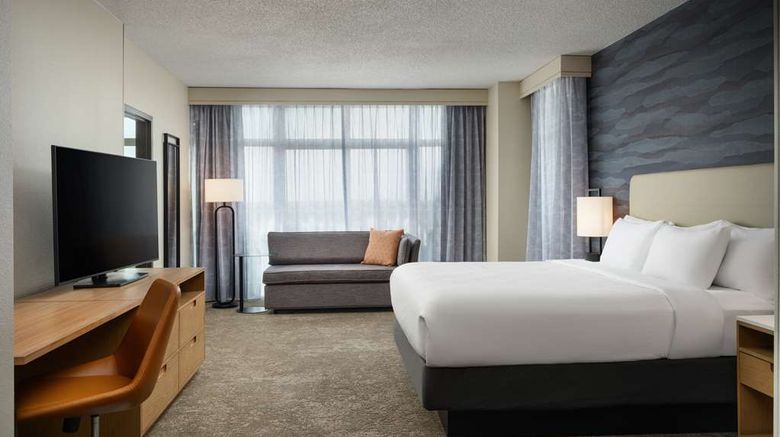 <b>Embassy Suites Convention Center Room</b>. Images powered by <a href="https://iceportal.shijigroup.com/" title="IcePortal" target="_blank">IcePortal</a>.