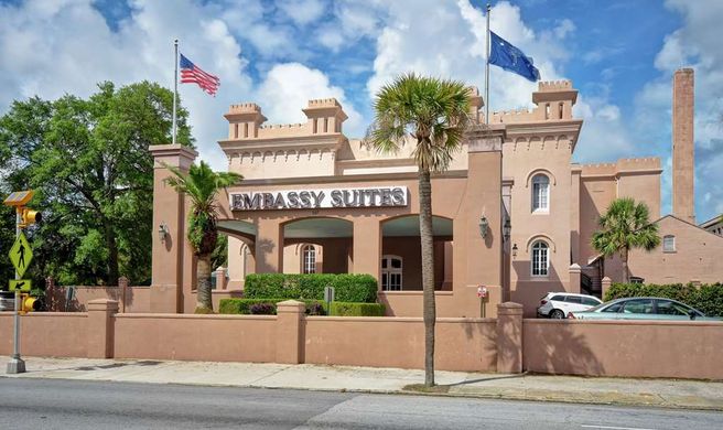 Embassy Suites Hotel Historic District Exterior