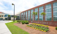 Doubletree Hotel & Stes Charleston Arpt
