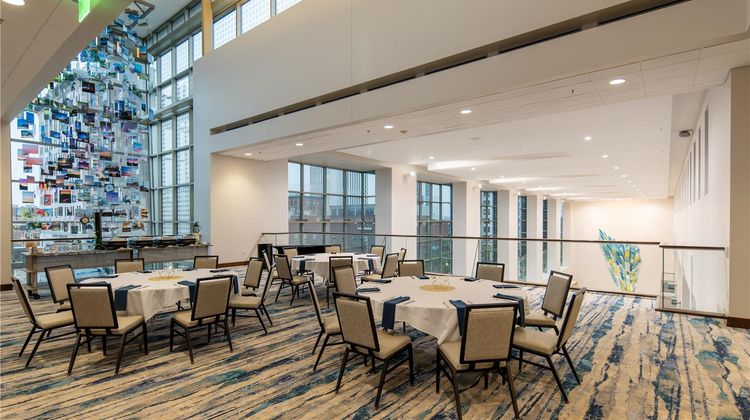 DoubleTree by Hilton Convention Complex Lobby