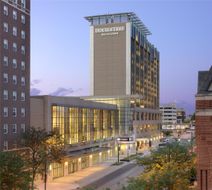 DoubleTree by Hilton Convention Complex Exterior